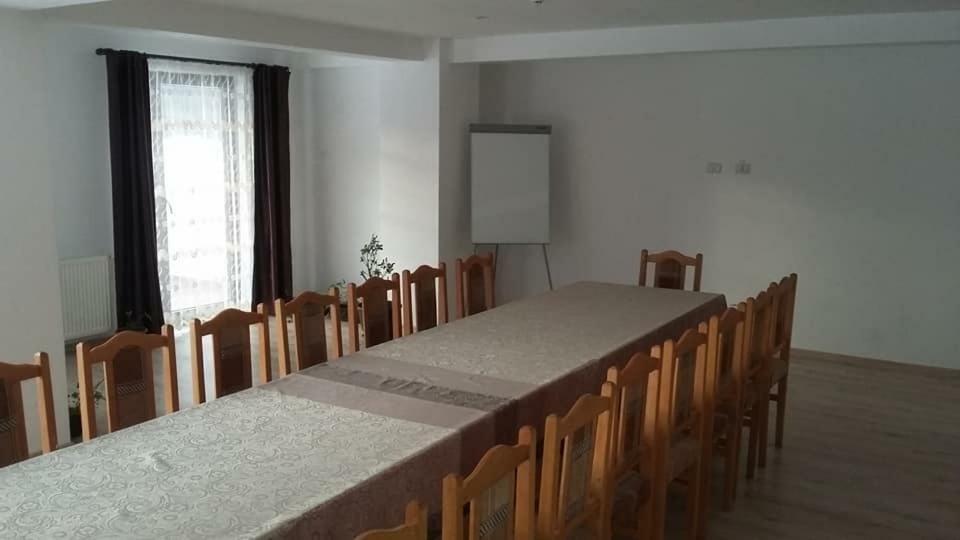 Pensiunea Poiana Soarelui Brates Exterior photo